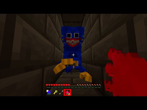 Huggy Wuggy CHASES me in Minecraft PE