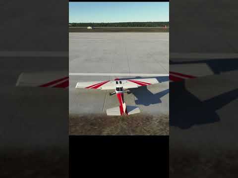 Using a runway WRONG (#Shorts) Real Pilot Plays Microsoft Flight Simulator