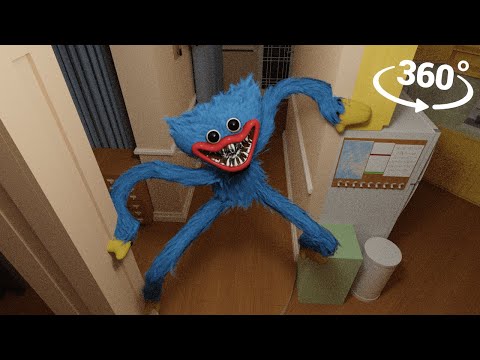 360° Huggy Wuggy Breaks into Your House in real life!