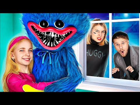 Good Huggy Wuggy Fan vs Bad Huggy Wuggy Fan