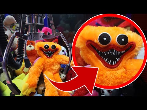 Orange Huggy Wuggy LOCKED Inside Claw Machine