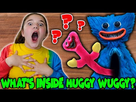 What's Inside Huggy Wuggy 2.0! Cutting Open Huge Huggy Wuggy (Skit)