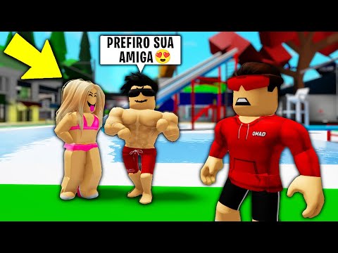 ESPIONEI um CASAL APAIXONADO na PISCINA e ISSO ACONTECEU… BROOKHAVEN RP (ROBLOX)