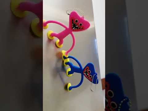 Funny Huggy Wuggy and Kissy Missy Keychain Toy Poppy Playtime #Shorts