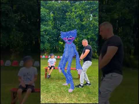 Huggy Wuggy in real life @ Super Son #shorts