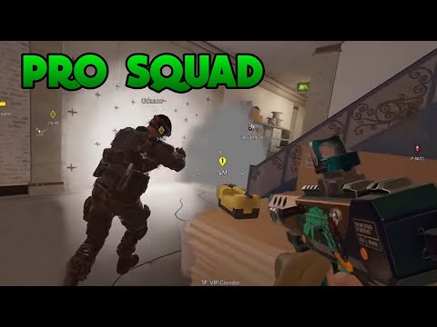I assembled a PRO RANKED SQUAD in Rainbow Six Siege