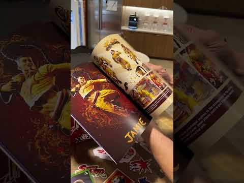 What’s inside Street Fighter 6 Collector’s Edition #gaming #streetfighter #streetfighter6 #shorts