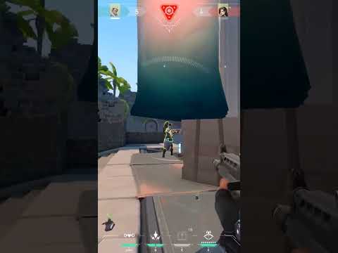 When you try Aimlabs for the first time🌝 #valorant  #shortvideo #shorts