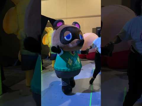Imagine holding hands with Tom Nook… #nintendolive #animalcrossing #acnh #isabelle #kirby #nintendo