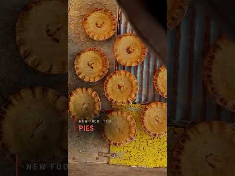 Bee careful when cooking chicken pie! 🐝🐔🥧