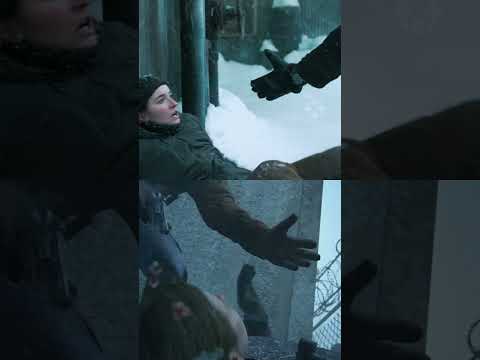 The Last of Us “Golf Club Scene” show vs game
