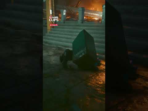 Night City’s answer to the bag from American Beauty🌹